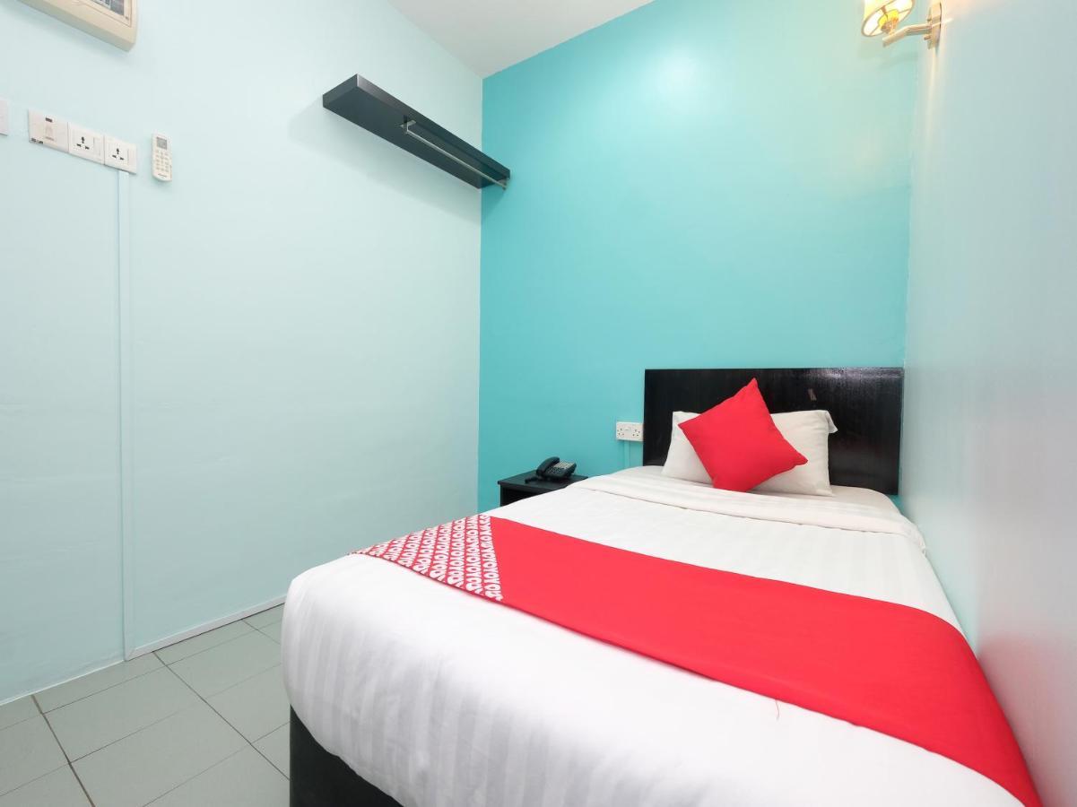 Marjan Hotel Sdn Bhd Chukai Exterior photo