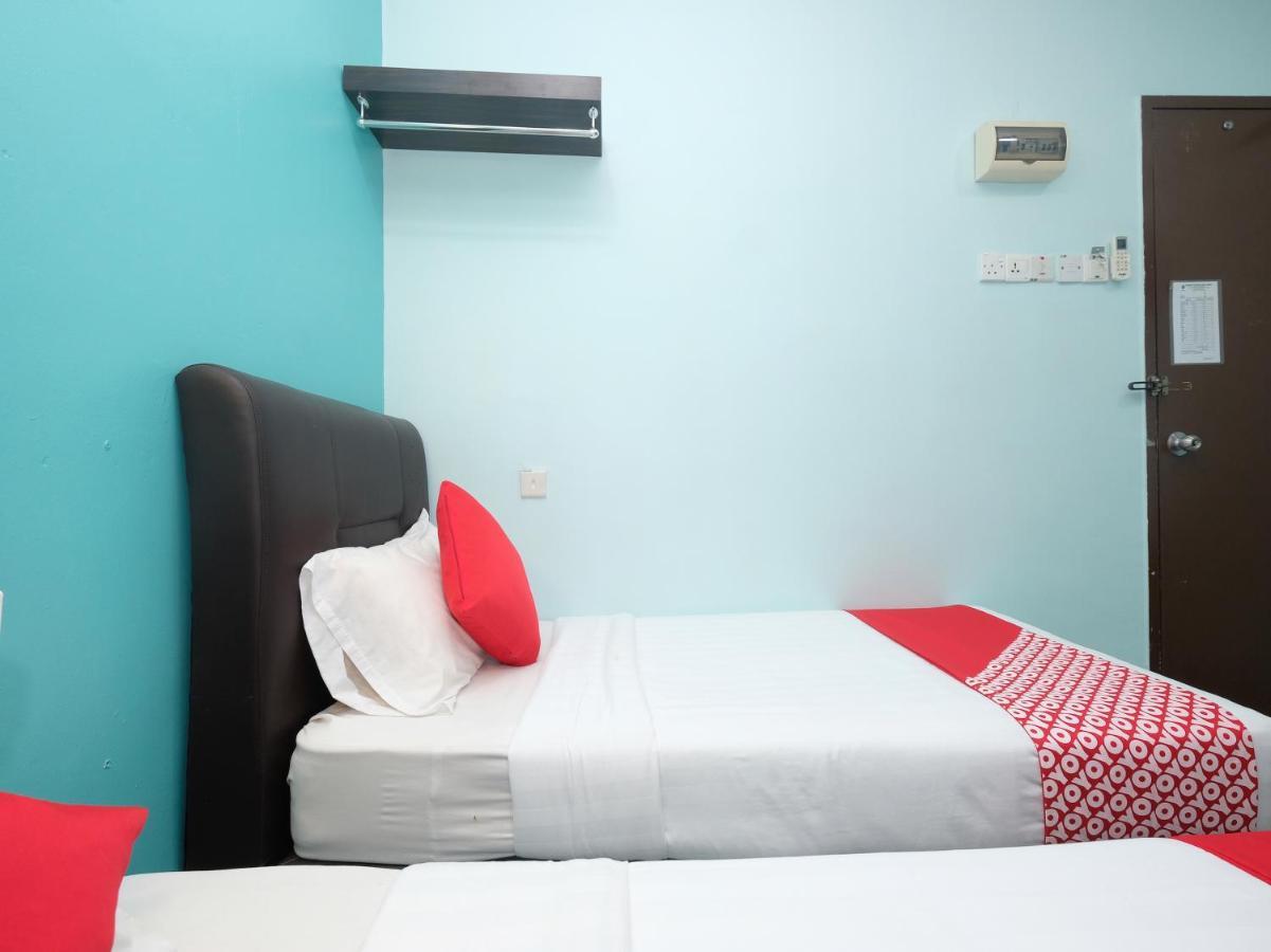 Marjan Hotel Sdn Bhd Chukai Exterior photo