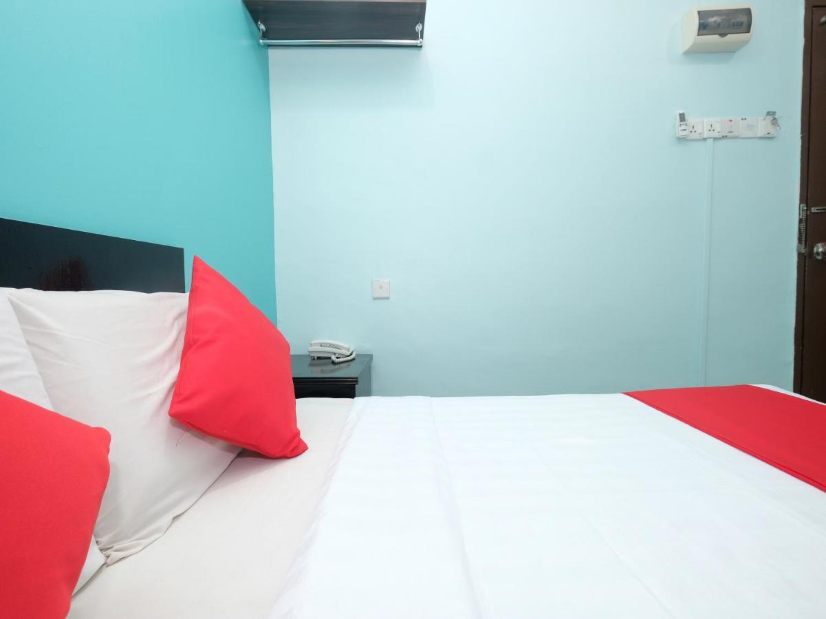 Marjan Hotel Sdn Bhd Chukai Exterior photo